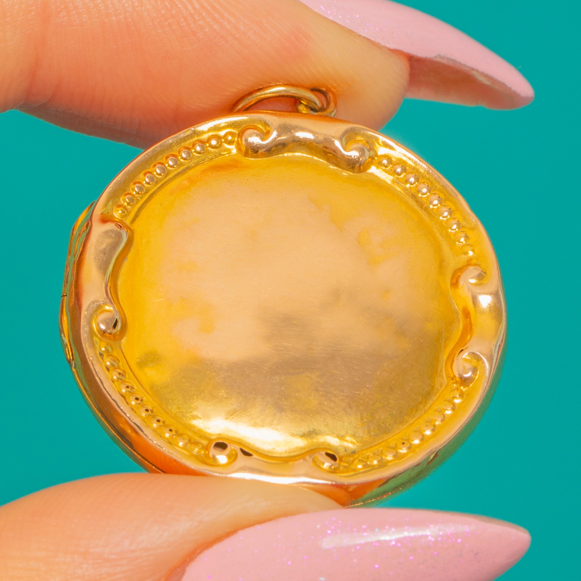 Locket Border Antique 9ct Gold Round Locket, Embossed Scrolls Border